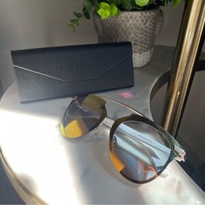 Pre-Loved Privé Revaux The Benz Mirrored Sunglasses White/Gold